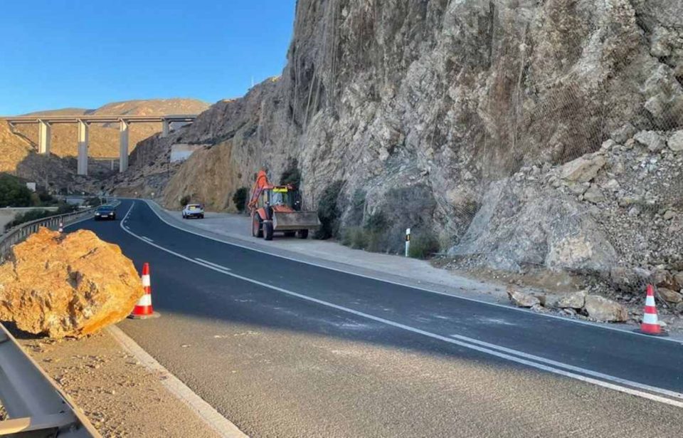 Transportes obtiene el informe ambiental favorable para hacer las obras contra desprendimientos en El Cañarete