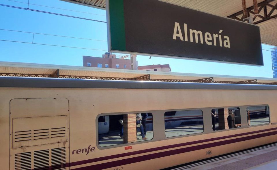 La Mesa del Tren afea el "desinterés" de la Junta ante la "imperiosa necesidad" de mejorar la red ferroviaria