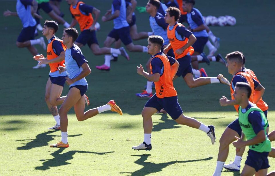 David Márquez entrena con el primer equipo en La Rosaleda | Foto: Málaga CF