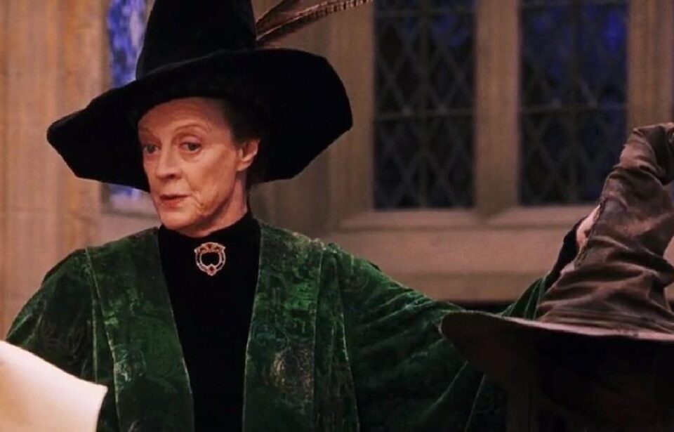 La actriz Maggie Smith en su papel como la profesora Mcgonagall en la saga Harry Potter.