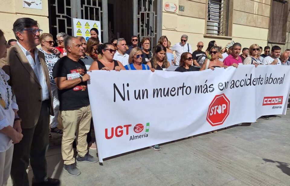 UGT y CCOO ven "inaceptable" la muerte de "más de 100 trabajadores" en accidentes en los últimos siete años