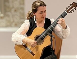 La guitarrista Celia Morales, será una de las artistas que conformen el programa de conciertos dentro de la pinacoteca. FIRMA: Museo Picasso Málaga