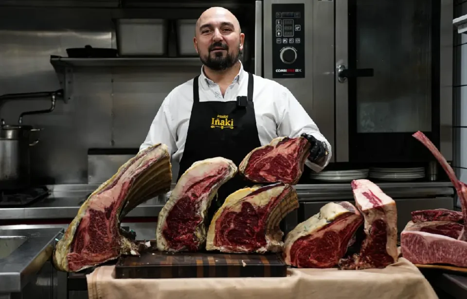 Algunos ejemplos de piezas cárnicas que ofrece Asador Iñaki.