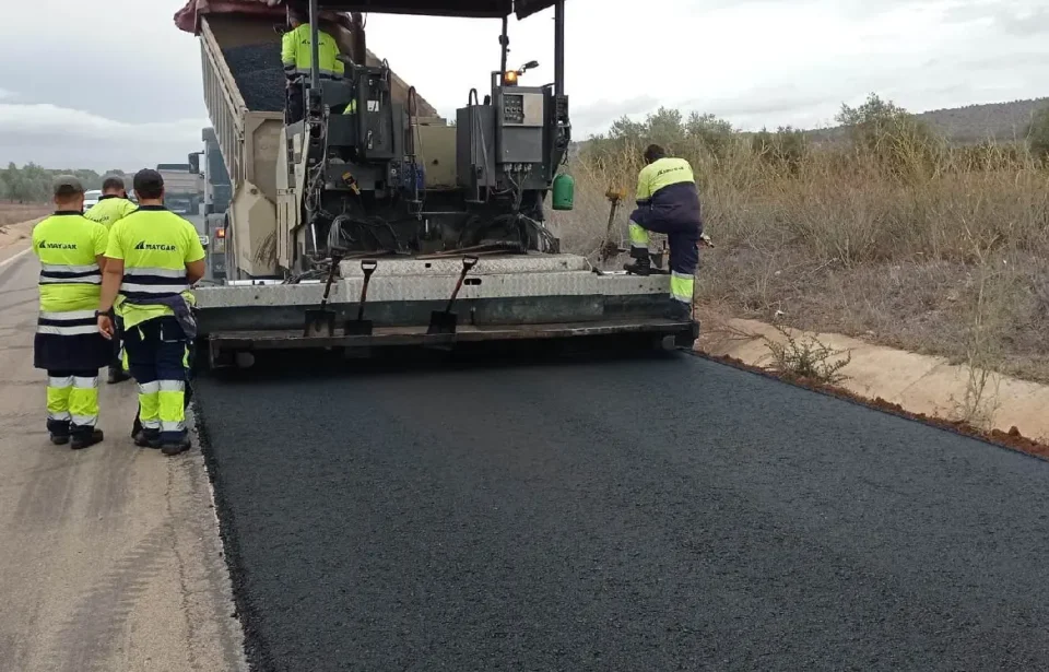 Asfaltado carreteras provincia Málaga.