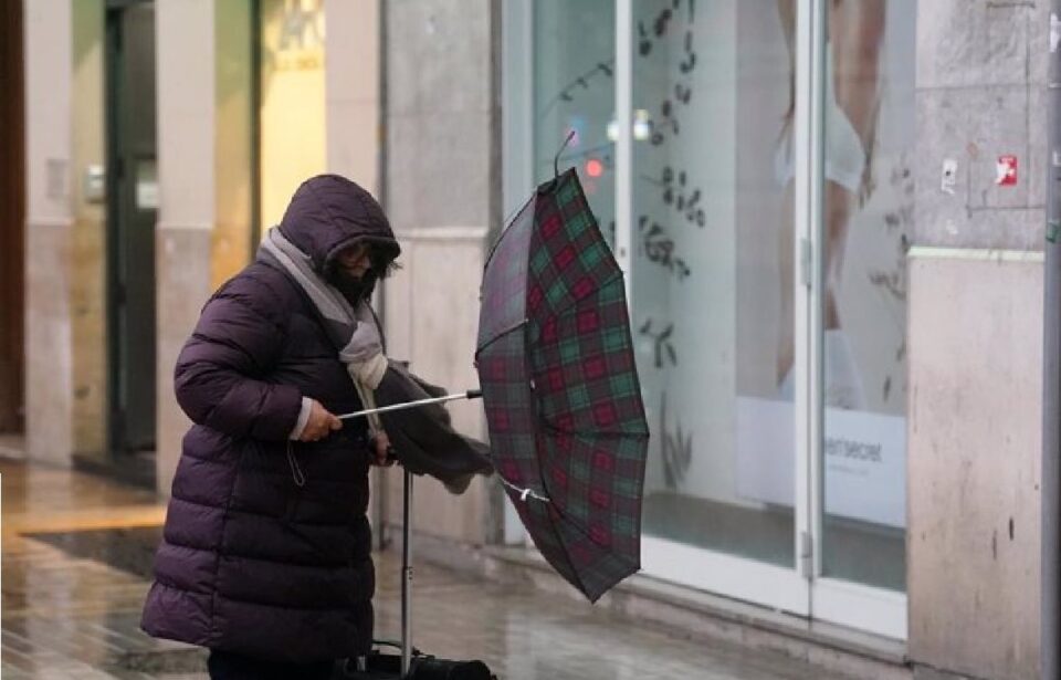 Emergencias Andalucía aconseja extremar la precaución ante la llegada de una nueva borrasca este fin de semana.