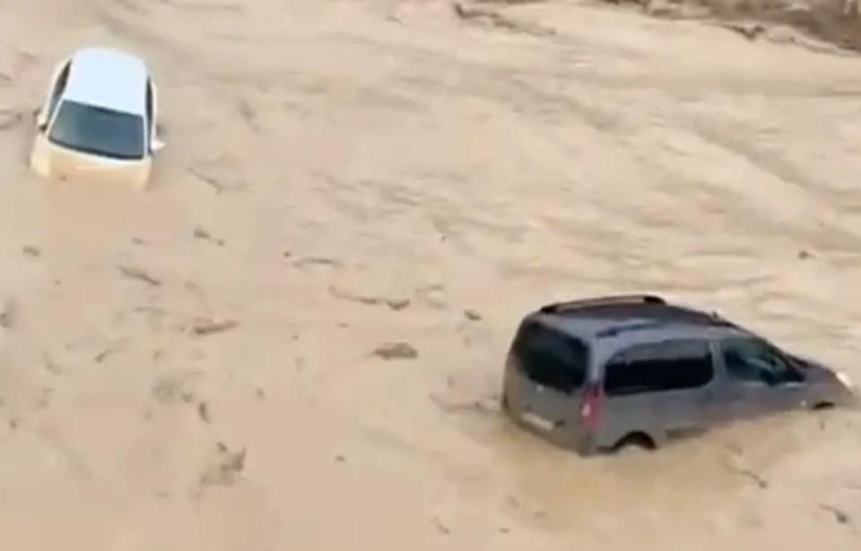 Patricia Navarro, tras las fuertes lluvias en Álora: "Se han rescatado a 14 personas y estamos esperando la llegada de seis más"