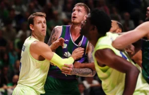 El Unicaja tumba al Barcelona y se coloca aún más líder (103-96)