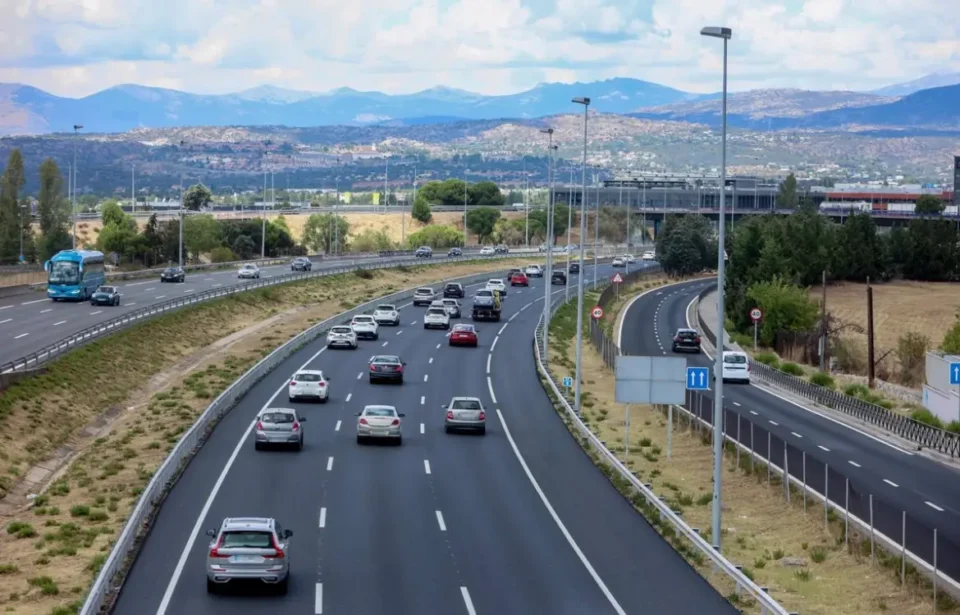 Aumentan los cambios de domicilio de vehículos por la llegada de la Zona de Bajas Emisiones a Málaga