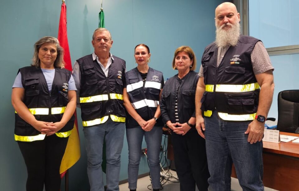 Andalucía envía un nuevo equipo de médicos forenses y auxiliares a Valencia para ayudar en la identificación de víctimas.