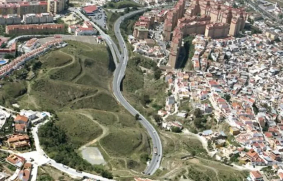 Málaga pondrá una barrera de tres metros para reducir el ruido del tráfico en la avenida Guerrero Strachan