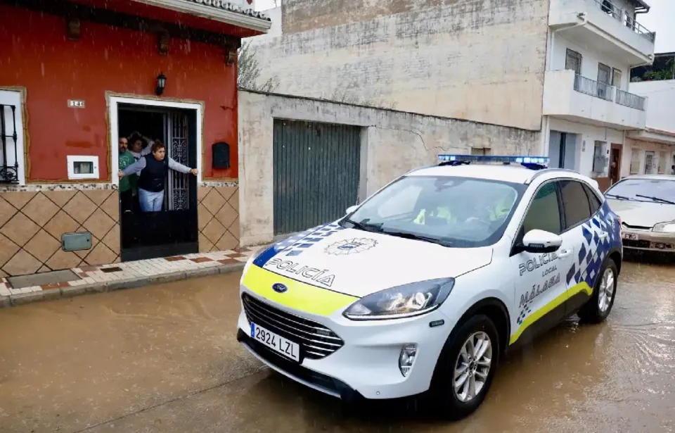 Málaga refuerza la atención en Campanillas con un teléfono para incidencias tras la DANA