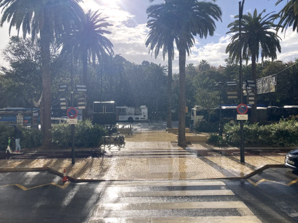 Lluvia y sol en Málaga